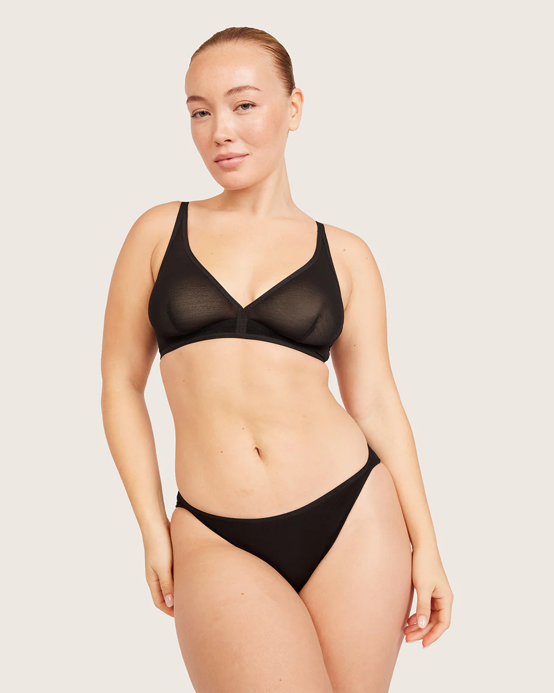 FreeMesh Plunge Bralette - Black - Image 13