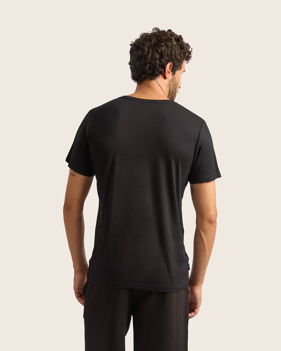 Men's Base Layer Crew Neck T-Shirt - Black - Image 8