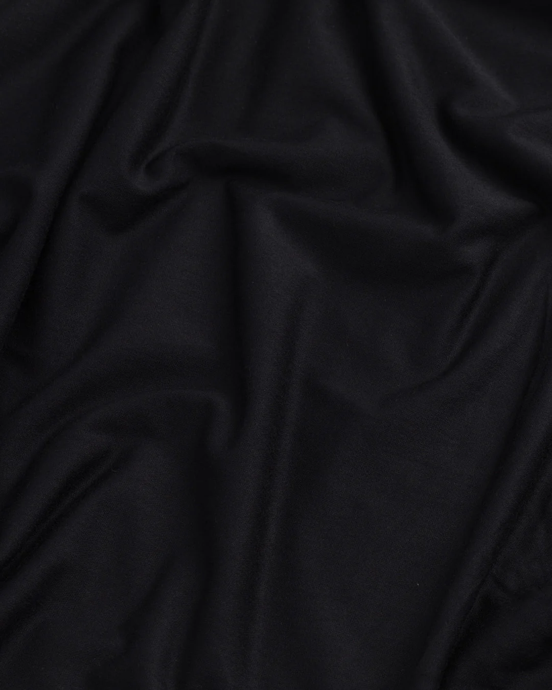 Men's Base Layer V-Neck T-Shirt - Black - Image 15