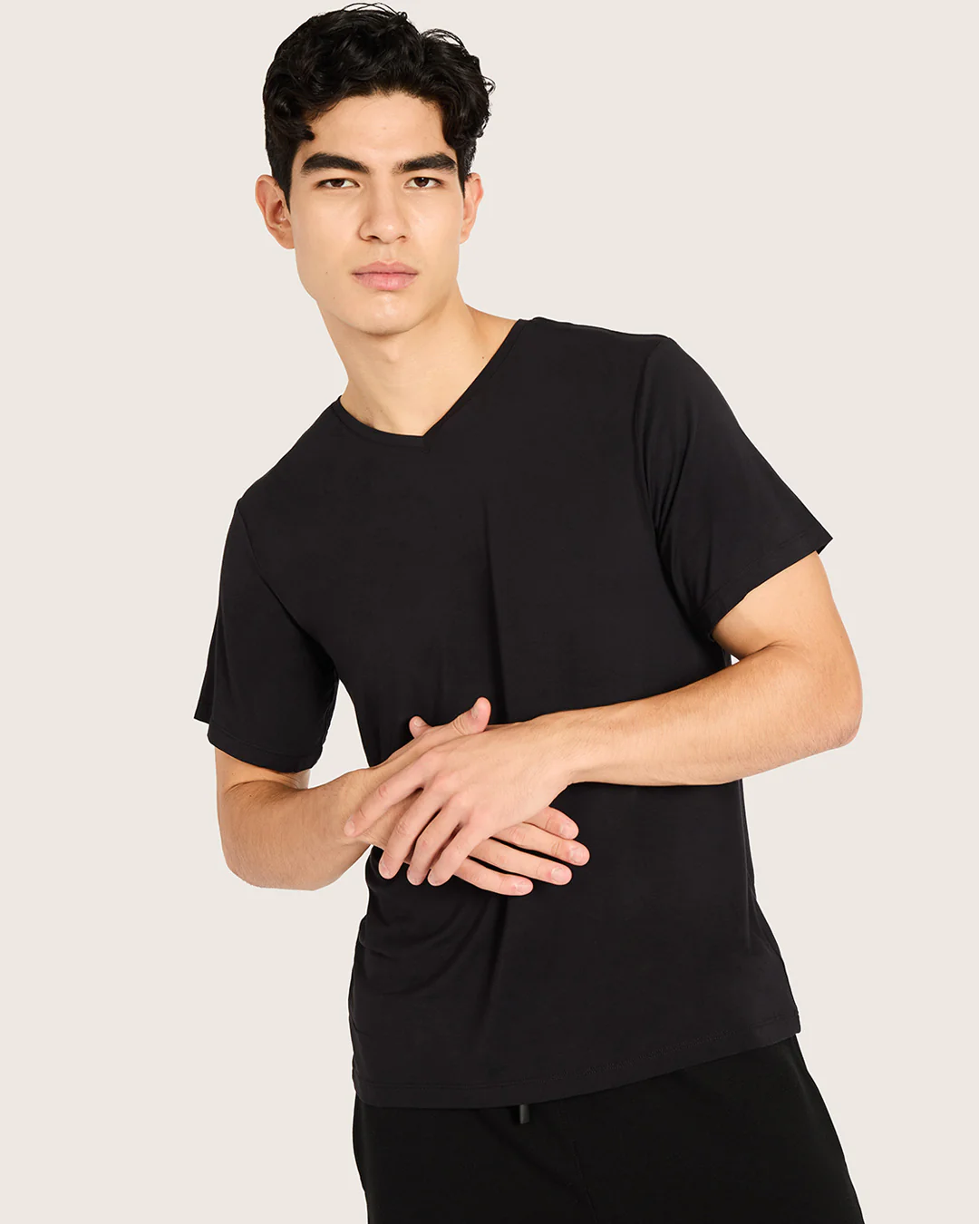 Men's Base Layer V-Neck T-Shirt - Black - Image 5