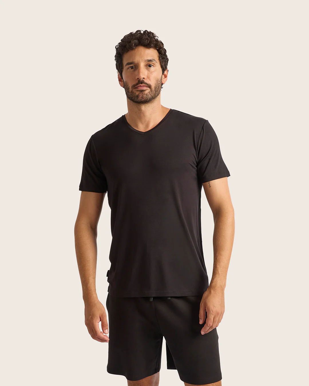 Men's Base Layer V-Neck T-Shirt - Black - Image 7