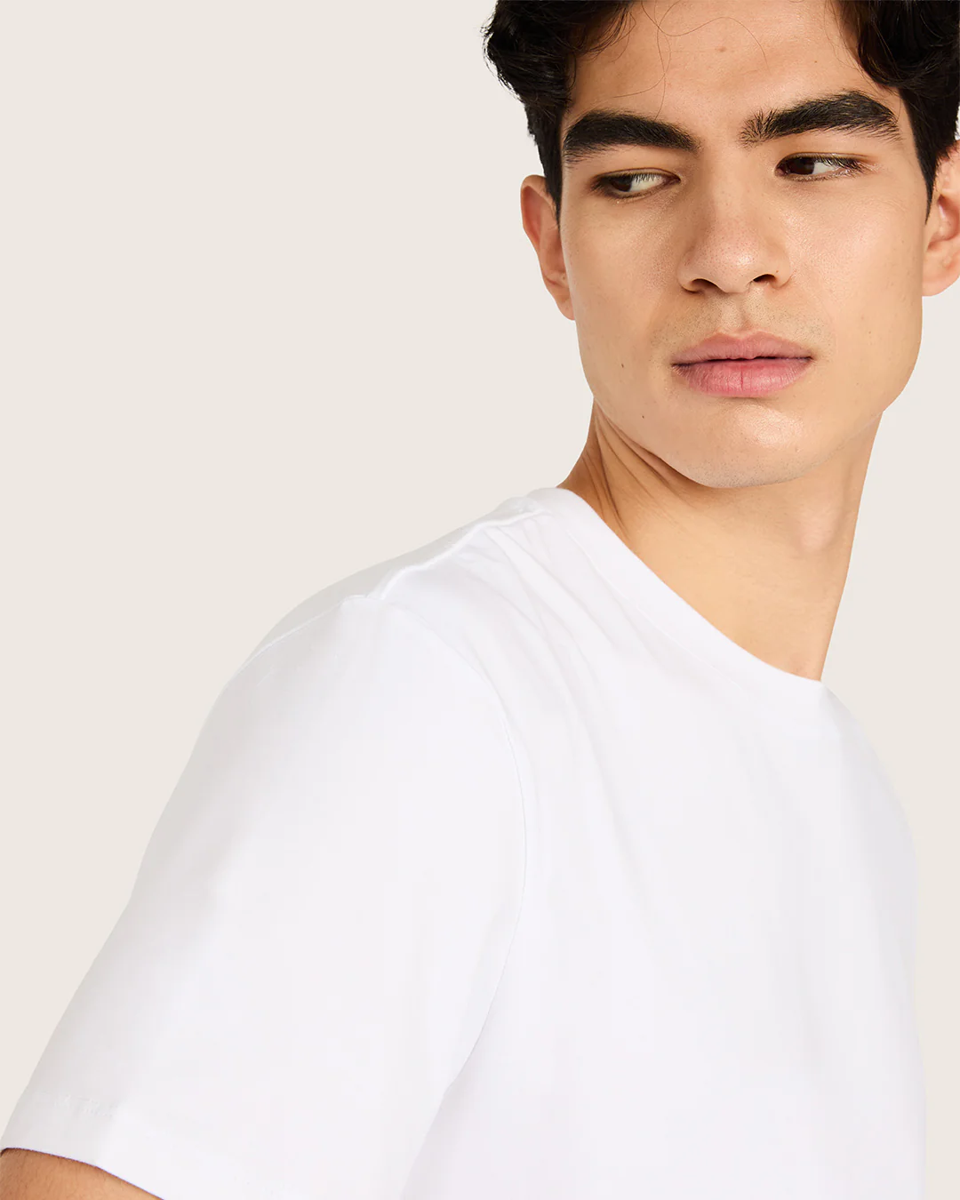 Men's Classic Crew Neck T-Shirt - White - Image 4
