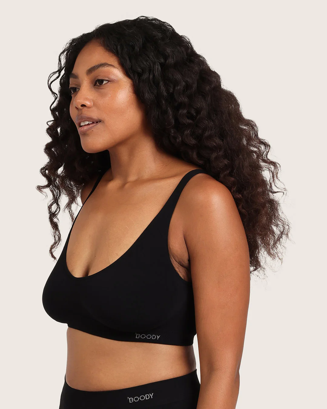 Seamfree Crop Bra - Black - Image 9